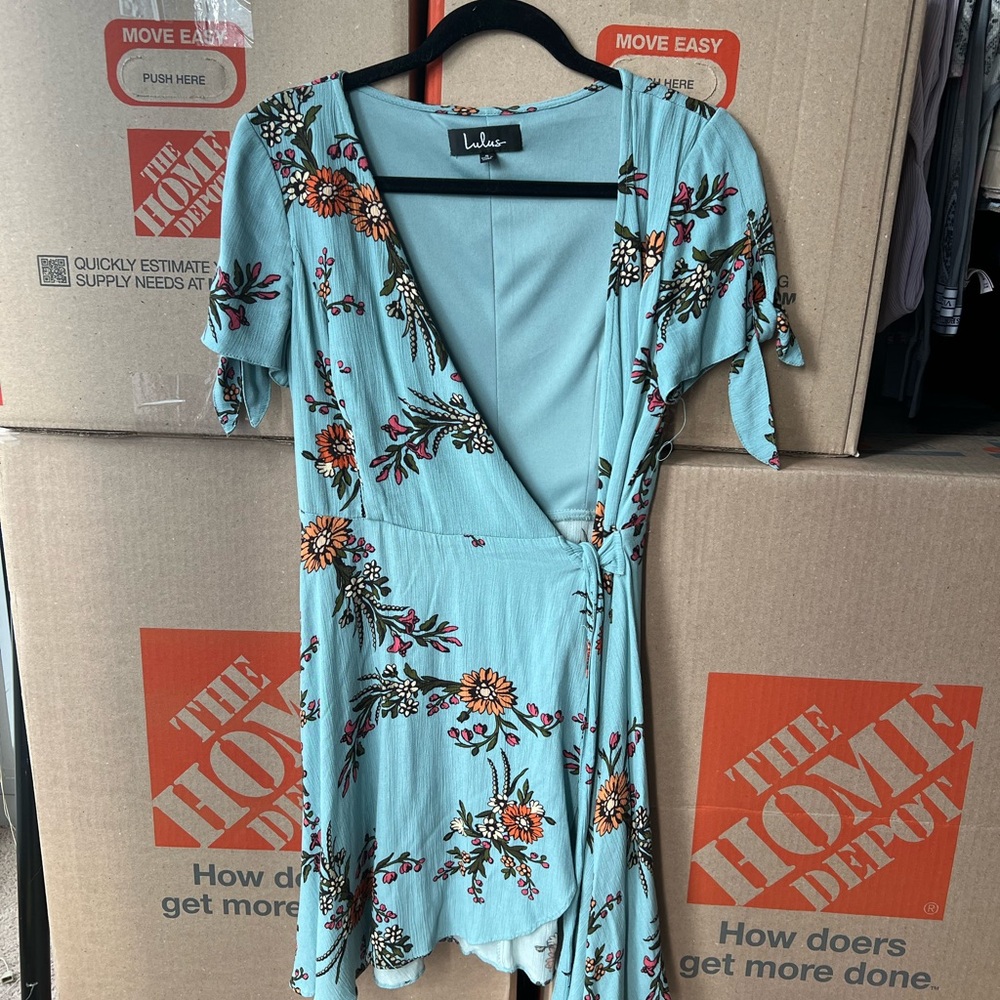 Lulu’s | flowery wrap dress